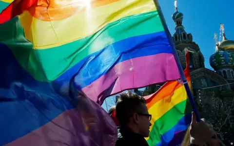 Diputados rusos aprueban ley que proh�be el cambio de sexo