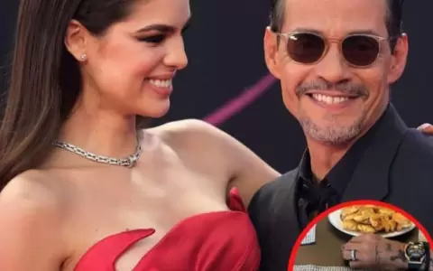 Marc Anthony cada vez m�s cercano a la cultura de Paraguay, comi� soyo con tortilla