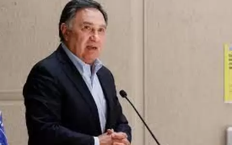 Pol�mica en Chile: diputado opositor filtr� audio de reuni�n pese a prohibici�n del propio presidente Boric