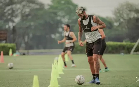 �Verg�enza�: Alexander Barboza explota contra el arbitraje