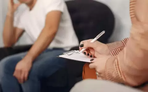 MEC cuenta con menos de la mitad de psic�logos para asistir a estudiantes del pa�s