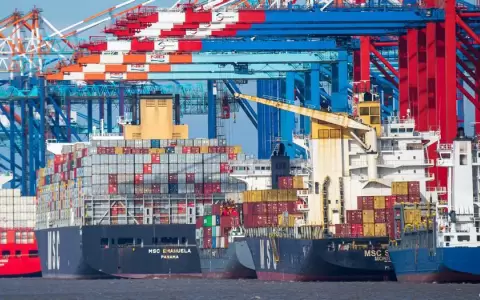 OCDE mejora previsiones de crecimiento mundial para 2023