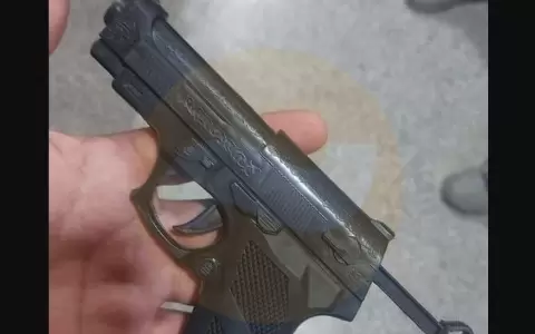 Susto en colegio de Fernando de la Mora: hallan arma de juguete en mochila de un alumno
