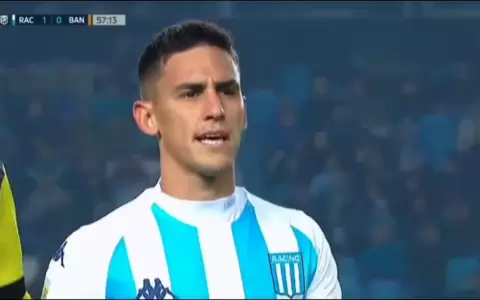 El enojo de Mat�as Rojas al ser silbado por hinchas de Racing