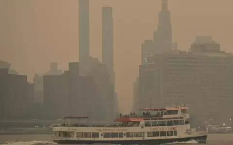 Incendios entorpecen calidad del aire en Canad� y Nueva York