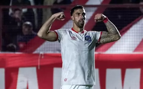 Pura clase: los goles de �valos para el triunfo de Argentinos Juniors