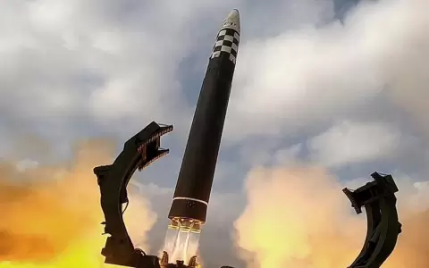 Alertan de aumento de armas nucleares operativas