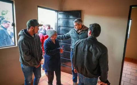 Abdo Ben�tez: �Somos el gobierno con m�s viviendas sociales entreg� en un periodo de cinco a�os�