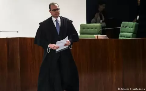 Lula propone a su abogado personal para la Corte Suprema de Brasil