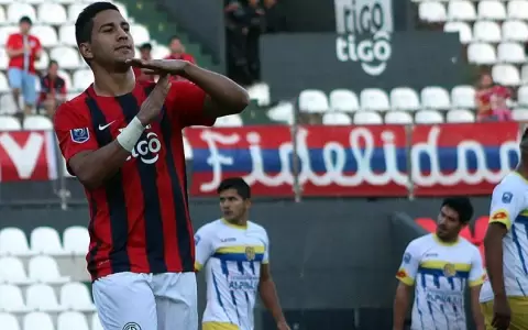 Cecilio Dom�nguez concreta su vuelta a Cerro Porte�o