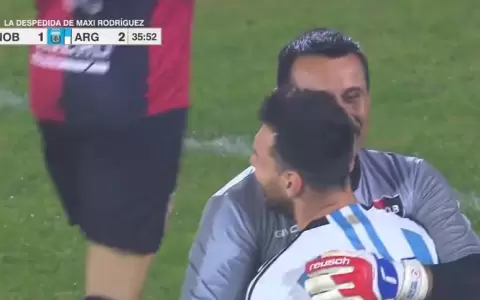 Villar recibi� tres golazos de Messi en la despedida de Rodr�guez
