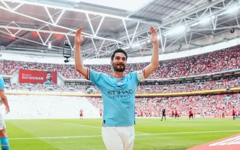 Los golazos de G�ndogan con los que el City se coron� ante el United