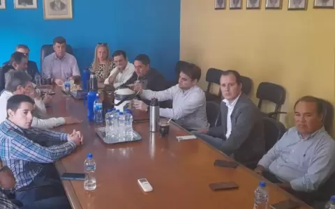 Directorio del PLRA sienta mandato a legisladores a buscar unidad para Mesa Directiva