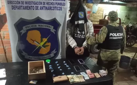 Fiscal�a allana bodega y encuentra paquetes que ser�an de coca�na