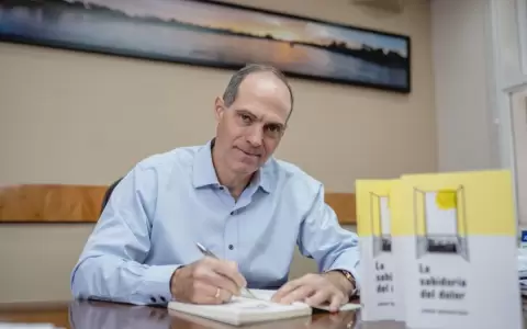 Jorge Mendelzon presenta su libro �La sabidur�a del dolor�