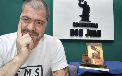 Conocido artesano sue�a con elaborar el bast�n de mando para juramento de Santiago Pe�a