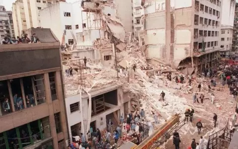 Caso AMIA: justicia paraguaya extradita a libaneses sospechosos del atentado ocurrido en 1994