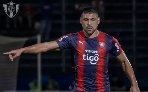 La situaci�n entre Racing y Cerro Porte�o por el caso Juan Pati�o