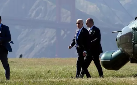 Joe Biden equipara a Xi Jinping con "dictadores"