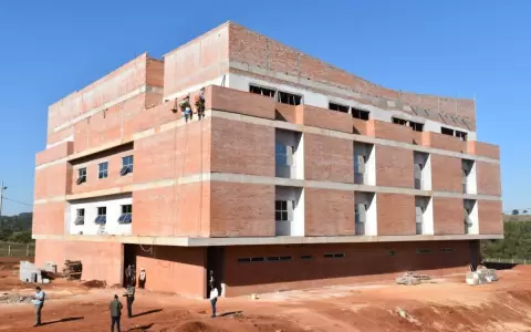 Gran Hospital del Sur va tomando forma, reportan avance del 32 %