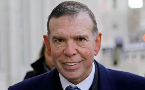 Juan �ngel Napout agradece el apoyo durante sus a�os de reclusi�n tras obtener la libertad compasiva