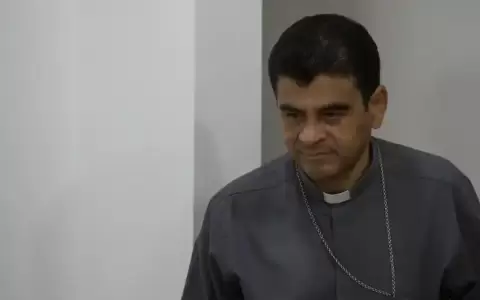 El Gobierno de Ortega excarcela a obispo Rolando �lvarez