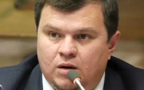 Senador plantea sesionar en guaran� una vez al mes