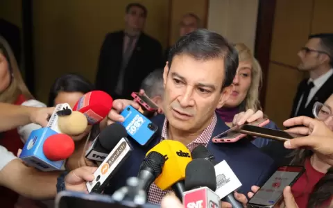 Senado dice adi�s a sesionar desde la �comodidad del hogar�