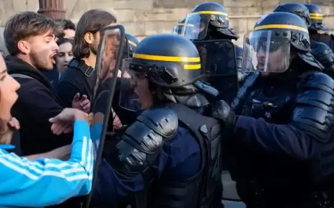 Francia: m�s de 700 personas ir�n a prisi�n por disturbios