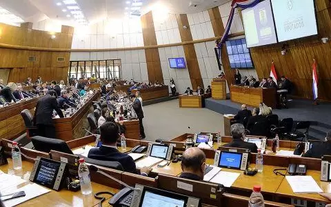 Integran comisiones especiales para estudiar intervenci�n de tres municipios