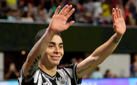 Miguel Almir�n anot� un gran gol y se lo dedic� a Josef Mart�nez