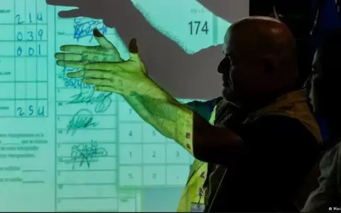 Guatemala: nueva suspensi�n de resultados electorales