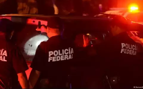 Mueren 11 personas en incendio provocado en bar del norte de M�xico