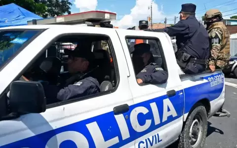 Decenas de colombianos detenidos por blanqueo en El Salvador