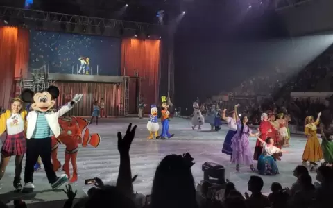 Disney on ice: La mejor propuesta de vacaciones de invierno para la familia inici� su puesta en escena