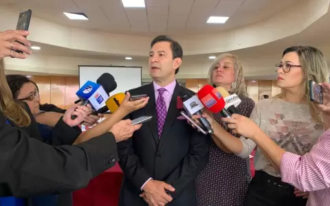 Ovelar no descarta sancionar proyecto de fusi�n de Hacienda con la STP y la SFP