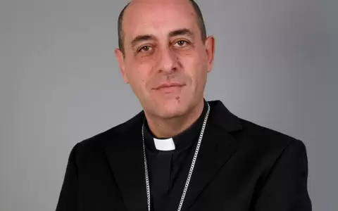 Elecci�n del papa: el argentino V�ctor Fern�ndez fue designado en un puesto clave en el Vaticano