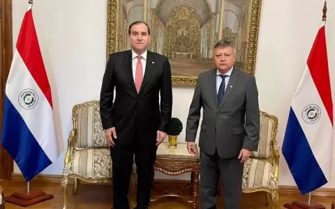 Caso buque retenido: canciller convoc� al embajador de Argentina, Domingo Peppo