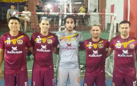 Sim�n Bol�var consigue una ajustada victoria ante Artemios