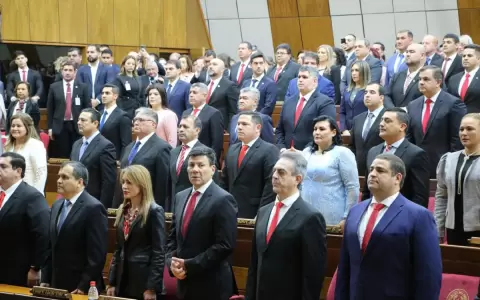En busca de votos j�venes: TikTok, una herramienta pol�tica de diputados durante las campa�as