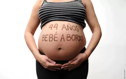 Embarazos en mujeres de 40 a 45 crecen, a pesar del riesgo de entre un 33-57 % de sufrir aborto espont�neo