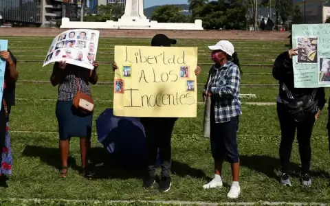 SJH: hay 20.000 personas inocentes detenidas en El Salvador