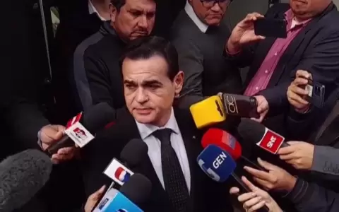 Futuro canciller rechaza la posibilidad de levantar una muralla con Argentina