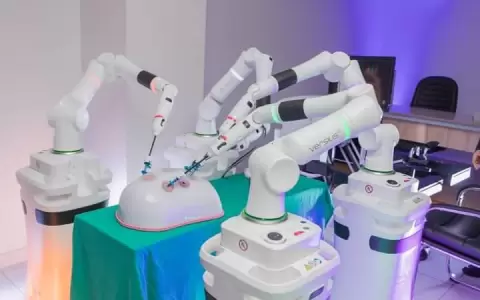Primer paciente paraguayo operado con robot quir�gico cont� su experiencia