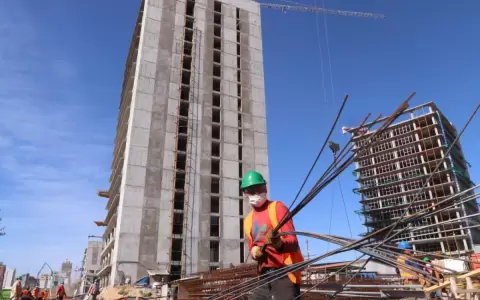 Especialista destaca avances econ�micos, pero advierte desigualdad sectorial