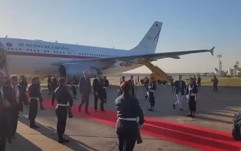 El rey de Espa�a Felipe VI lleg� a Paraguay para la asunci�n de Pe�a