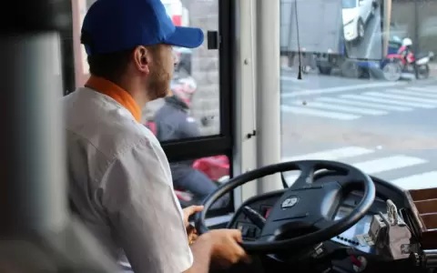Primera escuela en el pa�s: ense�ar�n el oficio de ser chofer de un transporte p�blico