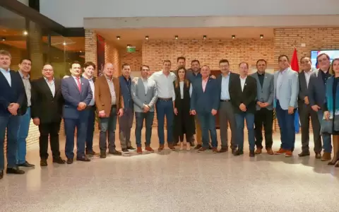 Pe�a coordin� acciones con gobernadores del pa�s