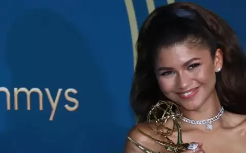 Premios Emmy se postergan 5 meses por huelgas en Hollywood