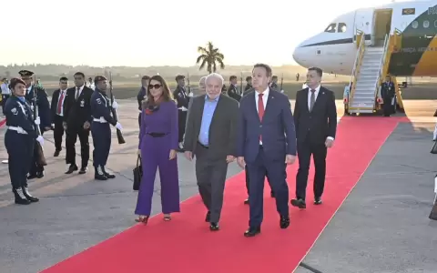 Lula da Silva lleg� para asunci�n de Pe�a: tambi�n visitar� a Lugo